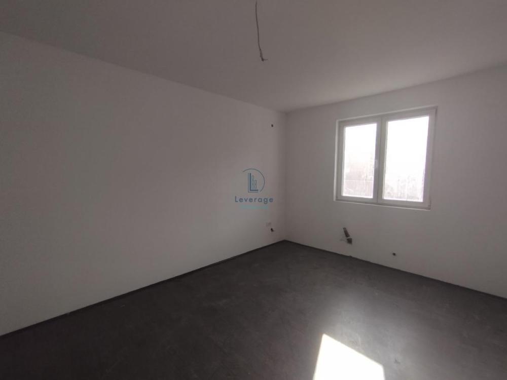 Glavna slika -Krnjača, 193m2, stan u novogradnji