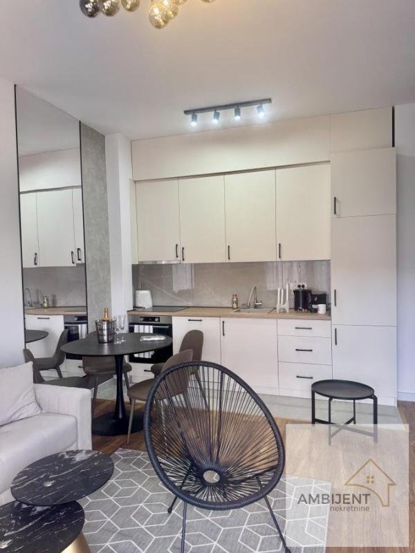 Glavna slika -Banovo brdo, 65m2, trosoban stan u novogradnji